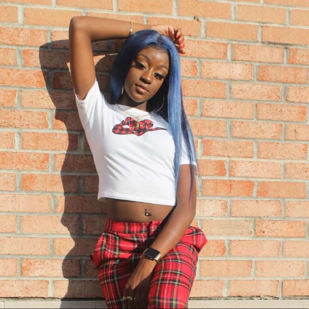 Meet your Posher, Meaghan